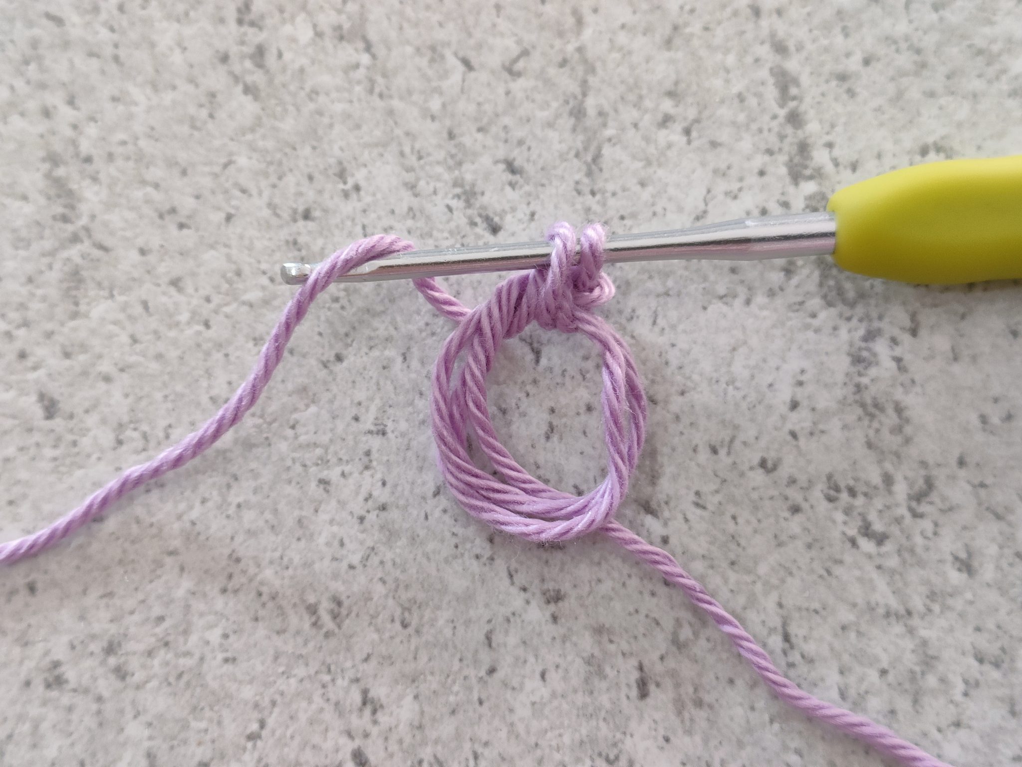 Comment faire un cercle magique au crochet - Hoppy crochet - Points de ...